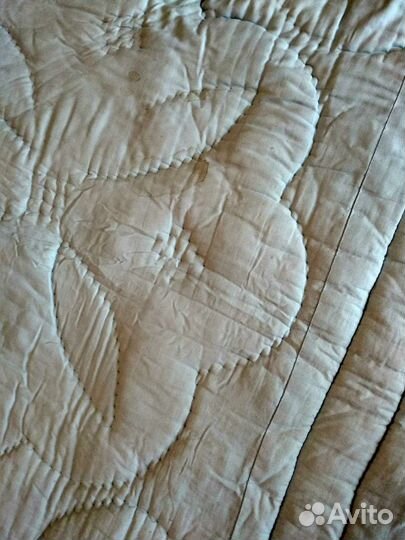 Одеяла:шерсть,ватное, байковое