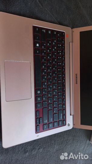 Ноутбук samsung np530u4e