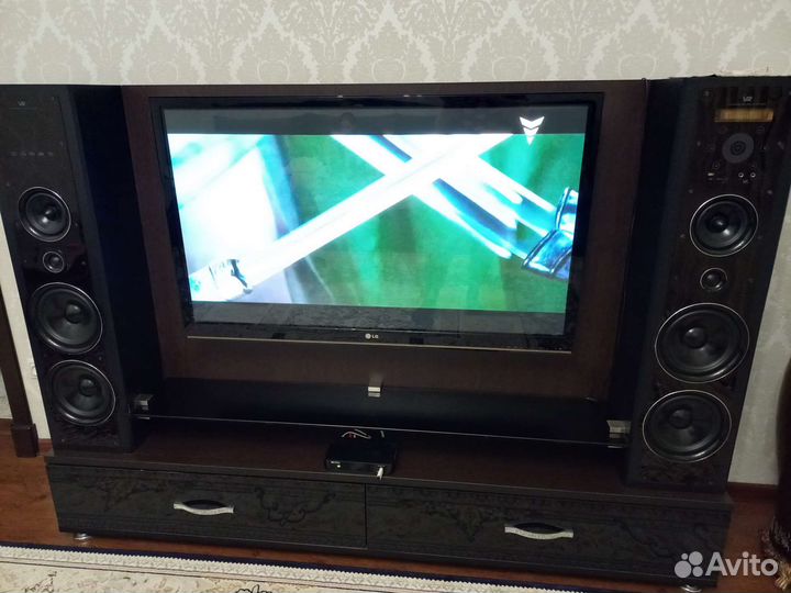 Тумба для телевизора,кинотеатр,муз центр, радио