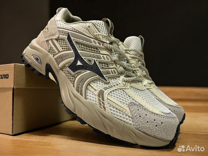 Кроссовки летние сетка Mizuno