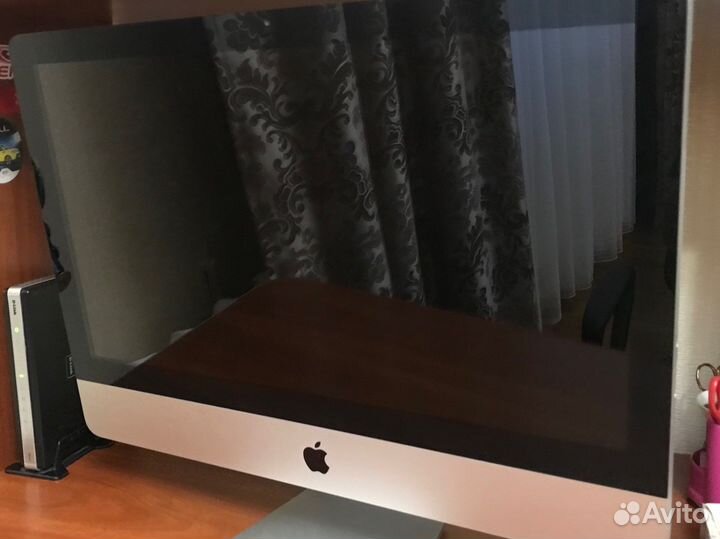 Apple iMac 2010