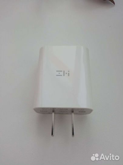 Сетевой адаптер ZMI HA612 18W QC3.0/2.0