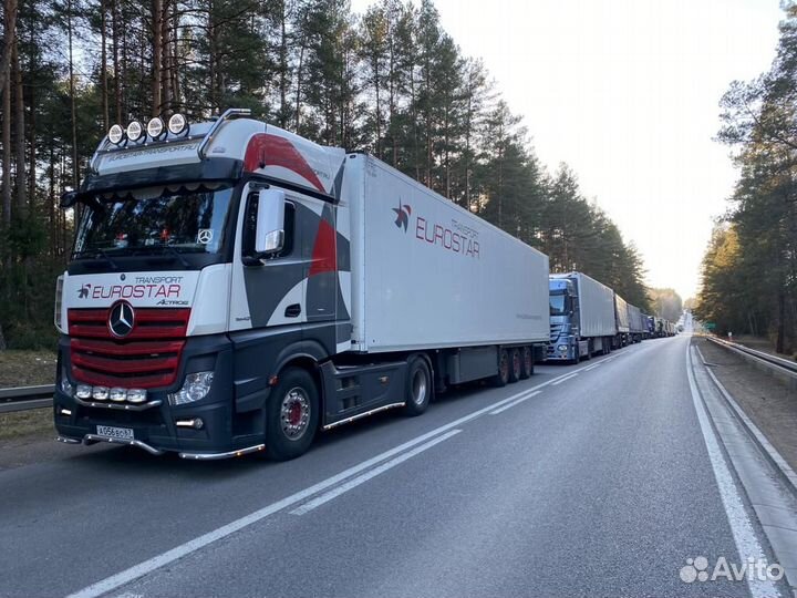 Полуприцеп рефрижератор Schmitz Cargobull SCB*S3B, 2013