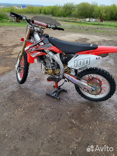 Мотоцикл honda CRF 450 R