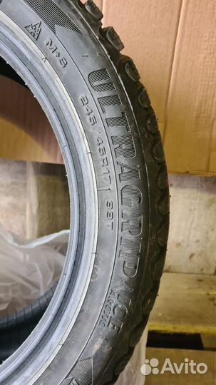 Goodyear Ultragrip Ice Arctic 245/45 R17 99T
