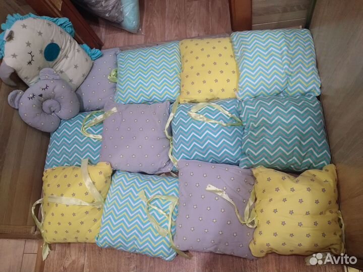 Бортики в детскую кроватку