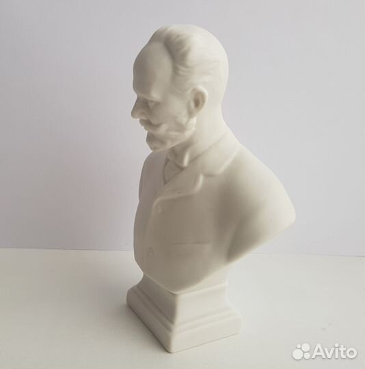 Статуэтка СССР Бюст чайковский Фарфор Бисквит лфз