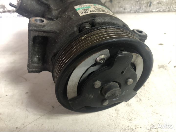 Компрессор кондиционера Volkswagen Passat B6