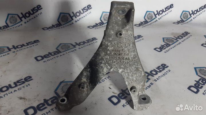 Опора кронштейн двигателя Audi A4 B6 2.0 ALT 2002