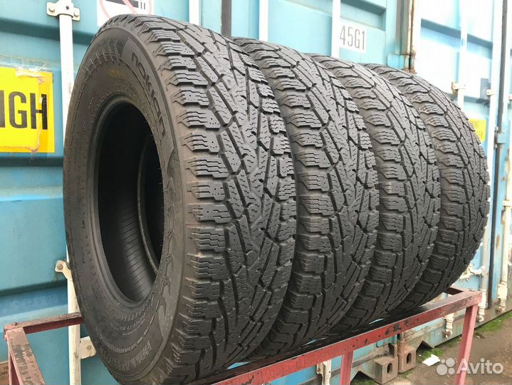 Nokian Tyres Hakkapeliitta LT2 245/75 R17 121Q