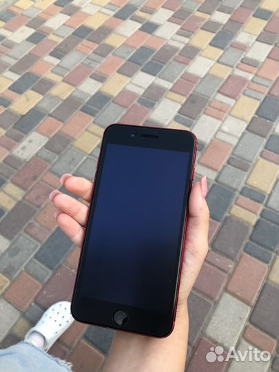 Телефон iPhone 8 plus