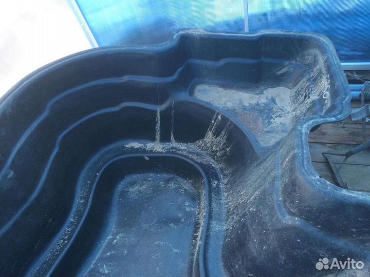 Пруд декоративный