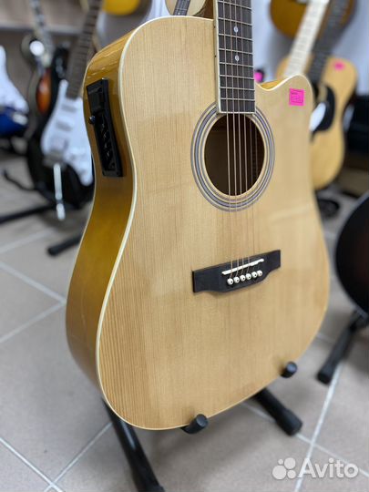 Электроакустика в корпусе дредноут