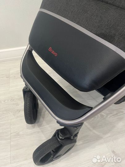 Прогулочная коляска Carrello bravo