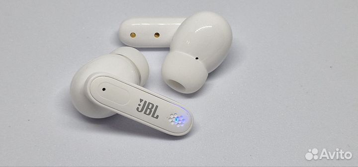 Беспроводные наушники Jbl с экраном серебро