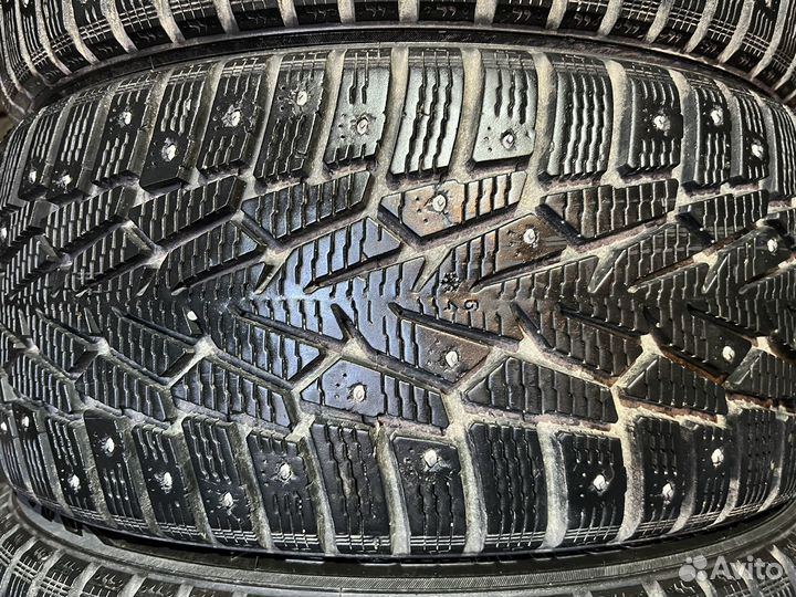 Nokian Tyres Hakkapeliitta 7 215/50 R17