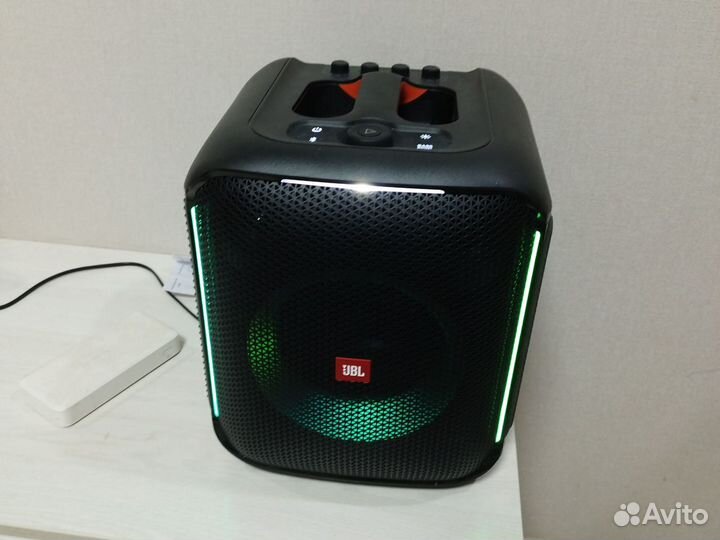 Блютуз колонка jbl