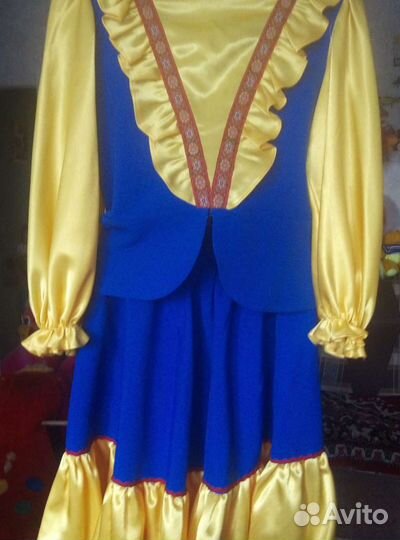 Танцевальный костюм