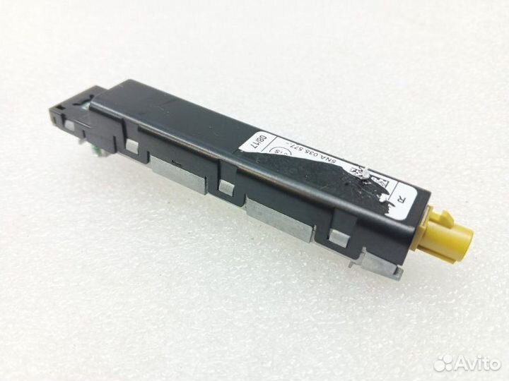 Антенна задняя правая Volkswagen Tiguan 2 1.6D DGD