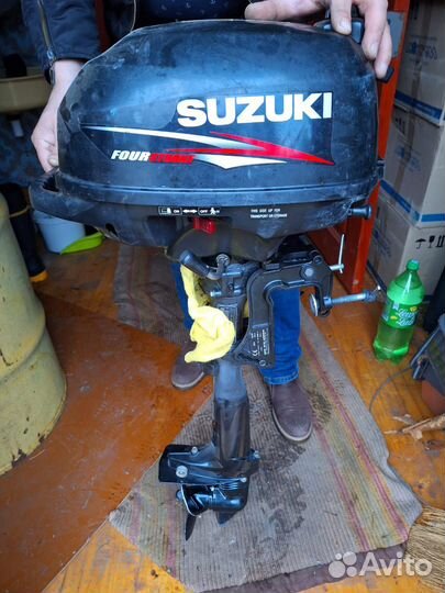 Лодочный мотор suzuki 2,5