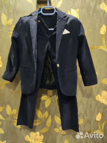 Костюм на мальчика 116 см