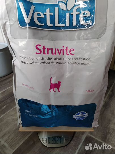 Сухой корм для кошек VetLife struvite