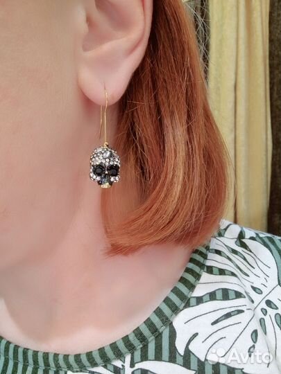 Серьги в стиле alexander mcqueen