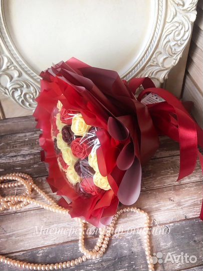 Букет из шоколадных роз