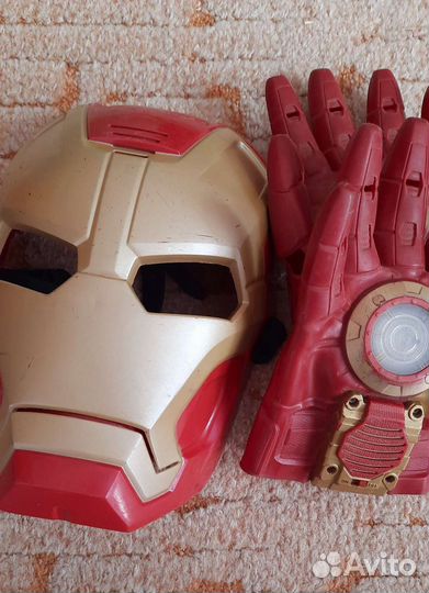 Маски и инвентарь супергероев