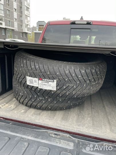 Yokohama Ice Guard IG65 275/60 R20