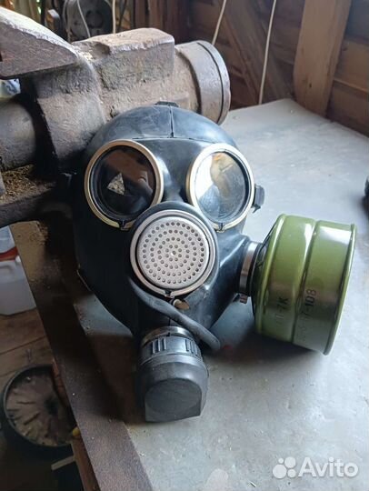 Противогаз гп 7