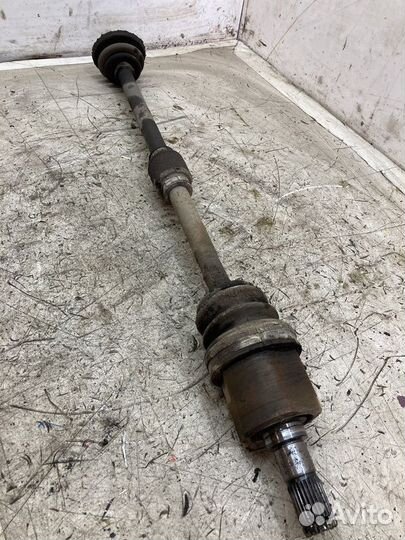 Привод передний правый Hyundai Accent