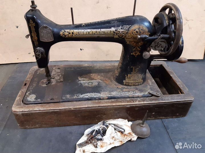 Швейная машина Csepel 30