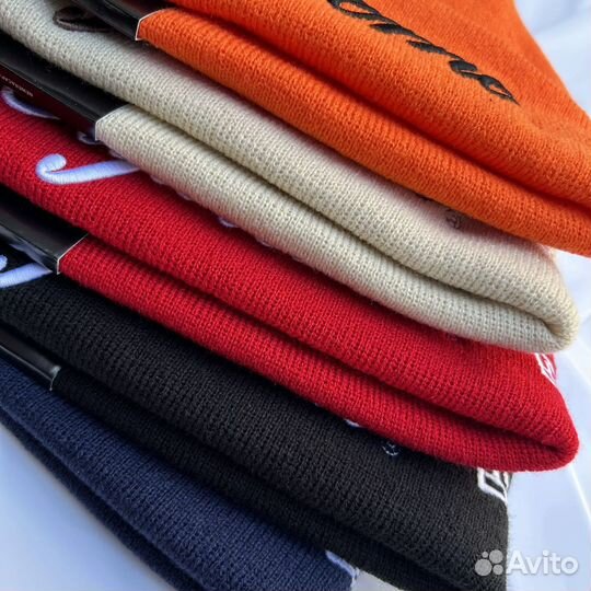 Шапка Supreme FW24 week9 New Era Script акриловая