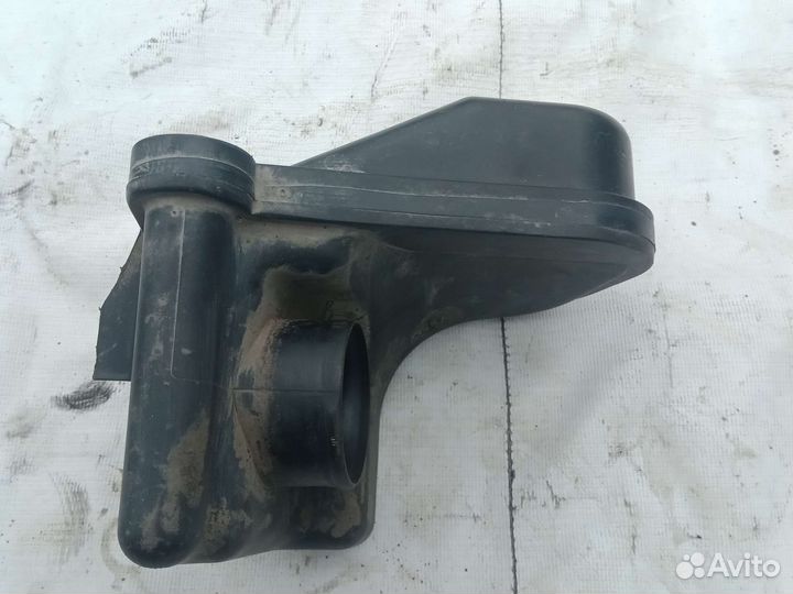 Резонатор воздушного фильтра Ниссан Примера Р12