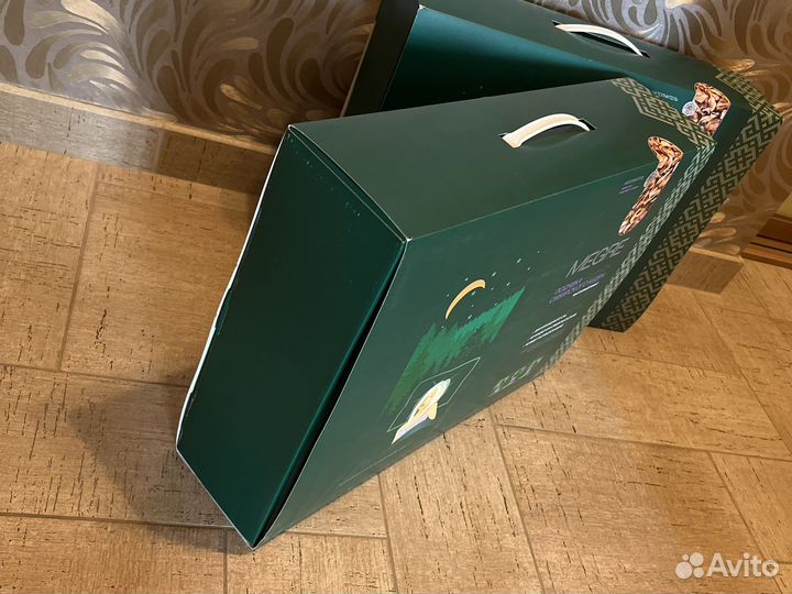 Подушка из лепестков кедровой шишки