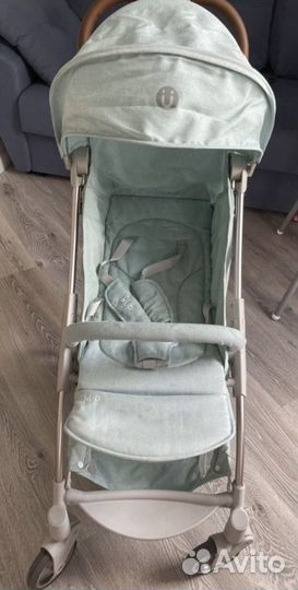Коляска прогулочная легкая для путешествий kub