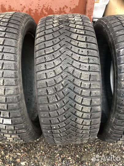 Michelin X-Ice North 4 SUV 275/45 R21