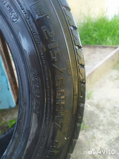 Goodyear HydraGrip 215/60 R17