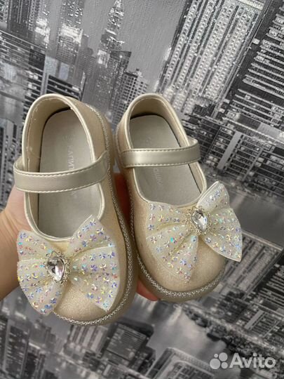 Платье и туфельки для девочки