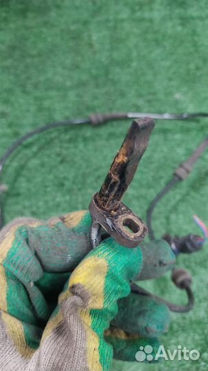 Датчик ABS передний правый Nissan Tiida 2008