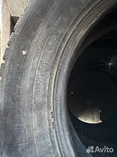 Yokohama Ice Guard IG35 215/65 R16 102T