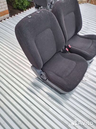 Сиденья комплект Hyundai Sonata 4 EF