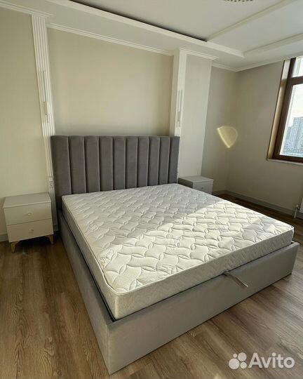 Дизайнерская кровать