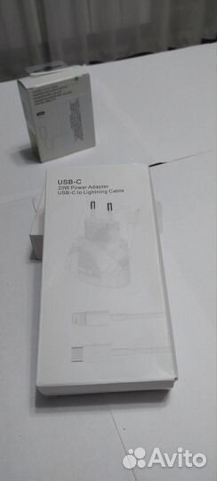 Зарядка на iPhone 20w Tybe-s-lightning