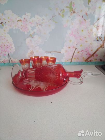 Блюдо кувшин рюмки