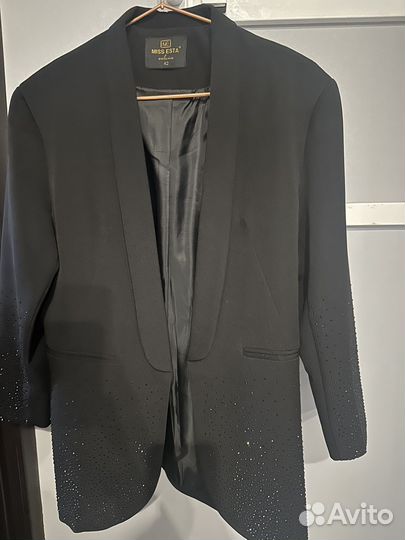 Пиджак женский со стразами