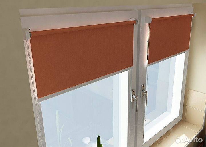 Рулонная штора на окно