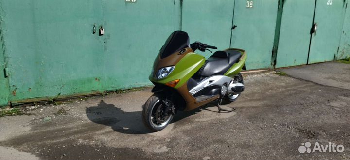 Yamaha t max