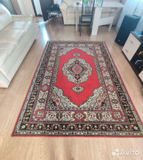 Ковер бу шерстяной